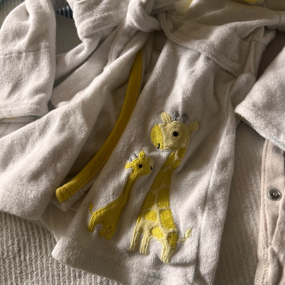 Gender Neutral Baby Clothes Lot (NB–12Months) 👶✨ - Picture 8 of 16